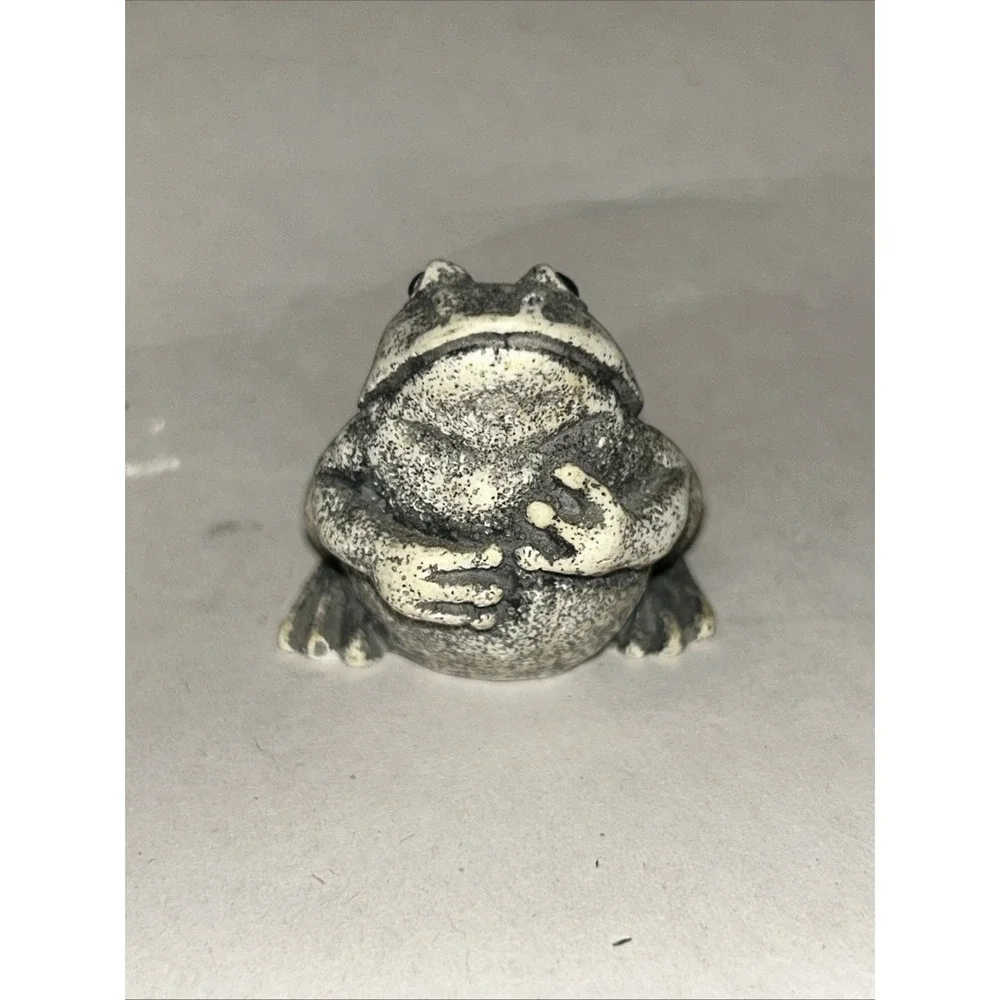 Vintage Frog Figurine Garden Decor Frog Statue
